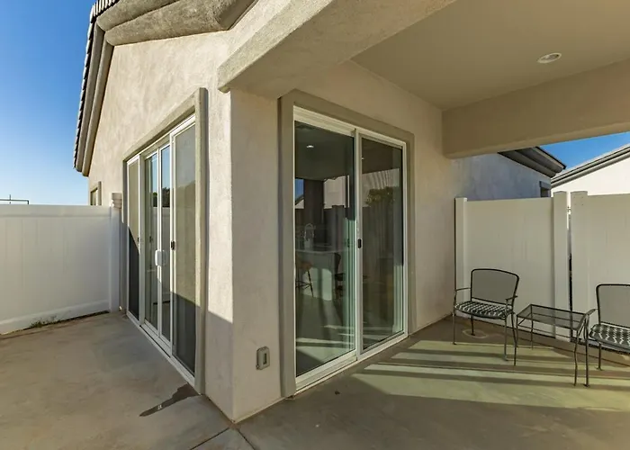 Fully Furnished Az Home-ideal For Extended
