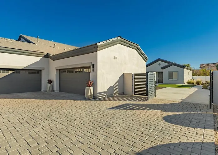 Fully Furnished Az Home-ideal For Extended Holiday home *