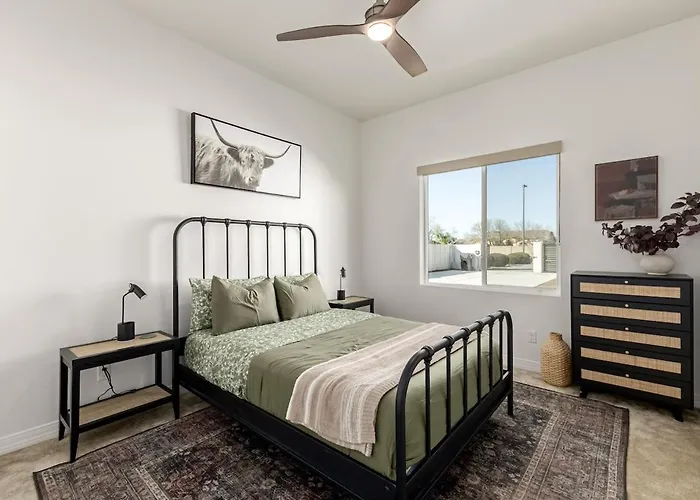 Fully Furnished Az Home-ideal For Extended